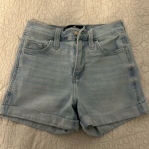 Hollister Size 1/0 Denim shorts